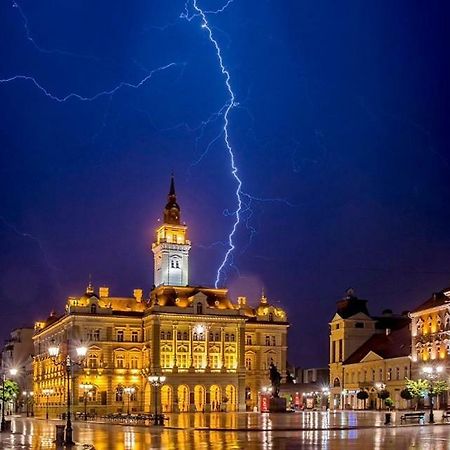 Family Top Rooms Bela Lada Sobe Novi Sad Exterior foto